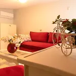 99 Luxury Exotic نافبليو